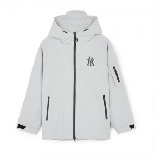 MLB Gorpcore Reflective Big Logo Windbreaker Outerwear White | Australia_MLB64536